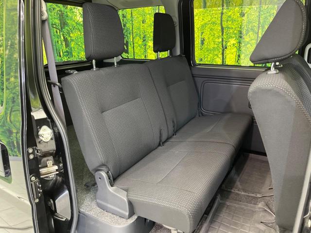 ハイゼットカーゴ クルーズＳＡＩＩＩ　衝突軽減装置　禁煙車　バックカメラ　ＥＴＣ　Ｂｌｕｅｔｏｏｔｈ　フルセグ　レーンキープアシスト　両側スライドドア　ＣＤ／ＤＶＤ再生　盗難防止装置　プライバシーガラス　アイドリングストップ（8枚目）