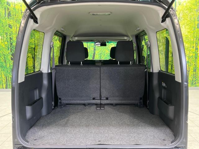 ハイゼットカーゴ クルーズＳＡＩＩＩ　衝突軽減装置　禁煙車　バックカメラ　ＥＴＣ　Ｂｌｕｅｔｏｏｔｈ　フルセグ　レーンキープアシスト　両側スライドドア　ＣＤ／ＤＶＤ再生　盗難防止装置　プライバシーガラス　アイドリングストップ（10枚目）