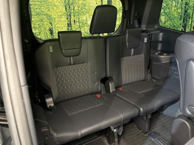 ノア Ｓ－Ｚ　両側電動スライドドア　純正１０．５インチナビ　フリップダウンモニター　バックカメラ　衝突警報装置　レーダークルーズコントロール　禁煙車　ハーフレザーシート　シートヒーター　コーナーセンサー（10枚目）