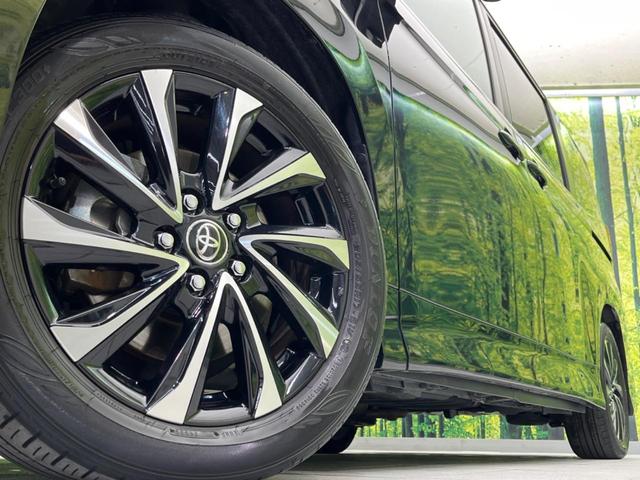 ノア Ｓ－Ｚ　両側電動スライドドア　純正１０．５インチナビ　フリップダウンモニター　バックカメラ　衝突警報装置　レーダークルーズコントロール　禁煙車　ハーフレザーシート　シートヒーター　コーナーセンサー（14枚目）