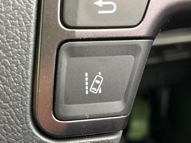 �y���[���g���[�V���O�A�V�X�g�z�������H���s���A�Ԑ�����͂ݏo�������ɂȂ�ƃ��[���̒����𑖂�悤�ɃX�e�A�����O������A�V�X�g�B�����S�ȉ^�]���T�|�[�g���Ă���܂��I