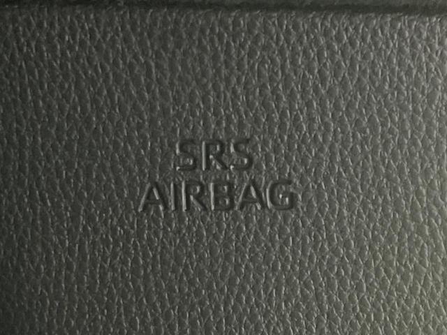 ノア ハイブリッドＳ－Ｚ　両側電動スライドドア　両側電動スライドドア　純正エアロ　純正１０．５型ナビ　後席モニター　バックカメラ　衝突警報装置　レーダークルーズコントロール　禁煙車　パワーバックドア　ハーフレ（51枚目）