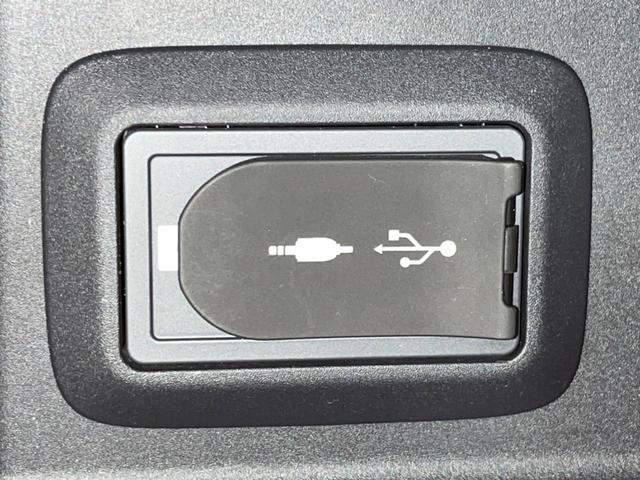 ハリアー Z 衝突軽減装置 禁煙車 純正12.3インチナビ 全周囲カメラ JBLサウンド レーダークルーズコントロール ETC2.0 Bluetooth フルセグ ドラレコ ハーフレザーシート パワーシート(56枚目)