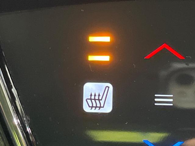 ヴェゼル ハイブリッドZ 衝突軽減装置 禁煙車 純正8インチナビ バックカメラ ETC Bluetooth フルセグ シートヒーター ハーフレザーシート LEDヘッドライト クルーズコントロール オートライト オーエアコン(6枚目)