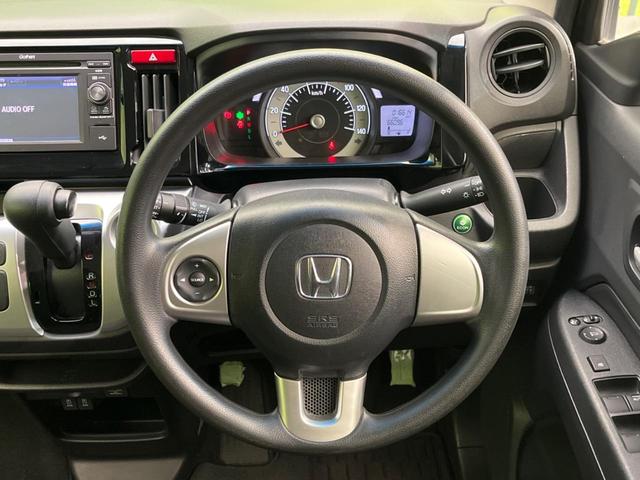 �y�X�e�A�����O�X�C�b�`�z�^�]���A�O������ڐ������炷���ƂȂ��A�I�[�f�B�I���̑��삪�\�ȕ֗��@�\�I���S�����K�ȃh���C�u�����o���Ă���܂���