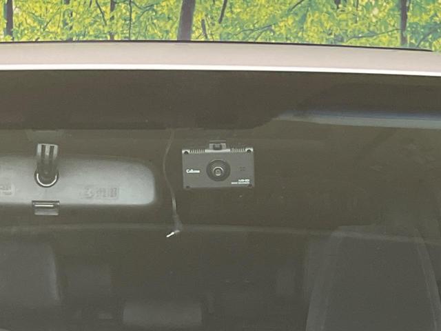 ヴェルファイア ２．５Ｚ　サンルーフ　後席モニター　１０型ナビ　両側電動ドア　バックカメラ　禁煙車　ドラレコ　スマートキー　ＬＥＤヘッド　ＥＴＣ　クルコン　純正１８インチアルミ　オートライト（8枚目）