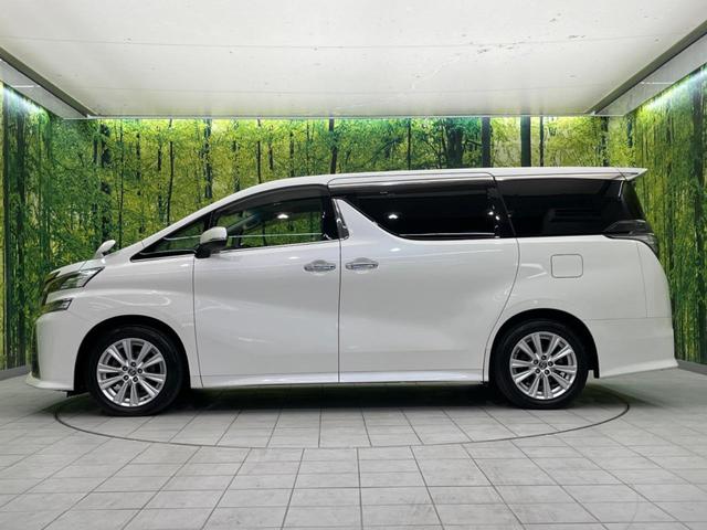 ヴェルファイア ２．５Ｚ　サンルーフ　後席モニター　１０型ナビ　両側電動ドア　バックカメラ　禁煙車　ドラレコ　スマートキー　ＬＥＤヘッド　ＥＴＣ　クルコン　純正１８インチアルミ　オートライト（28枚目）