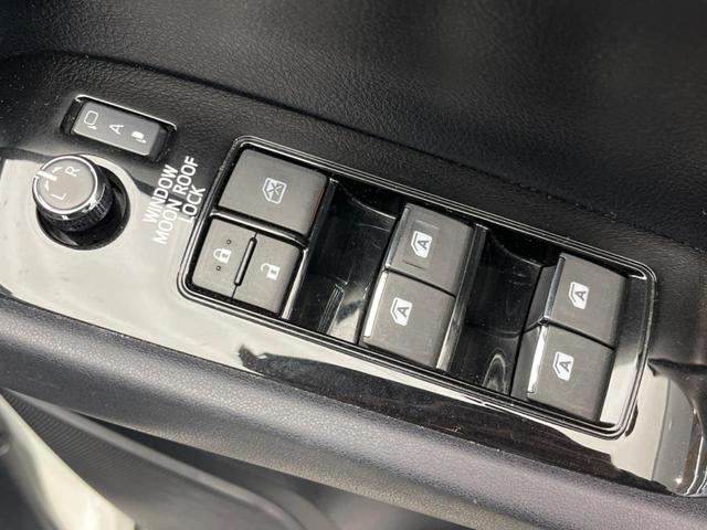 ヴェルファイア ２．５Ｚ　サンルーフ　後席モニター　１０型ナビ　両側電動ドア　バックカメラ　禁煙車　ドラレコ　スマートキー　ＬＥＤヘッド　ＥＴＣ　クルコン　純正１８インチアルミ　オートライト（39枚目）