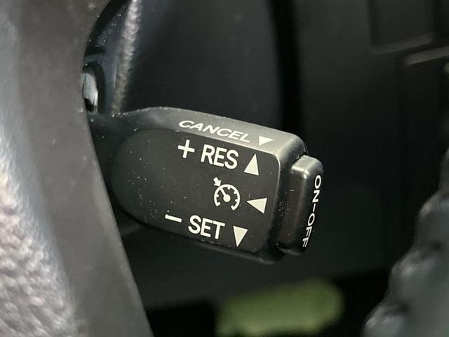 ヴェルファイア ２．５Ｚ　サンルーフ　後席モニター　１０型ナビ　両側電動ドア　バックカメラ　禁煙車　ドラレコ　スマートキー　ＬＥＤヘッド　ＥＴＣ　クルコン　純正１８インチアルミ　オートライト（50枚目）