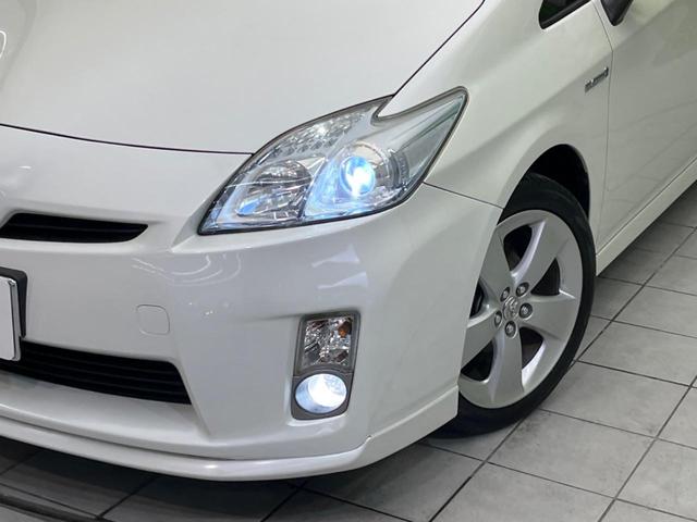 プリウス Ｓ　モデリスタエアロ　禁煙車　ナビ　バックカメラ　ＥＴＣ　ドライブレコーダー　Ｂｌｕｅｔｏｏｔｈ　フルセグ　クルーズコントロール　革巻きステアリング　スマートキー　オートライト　オートエアコン（12枚目）