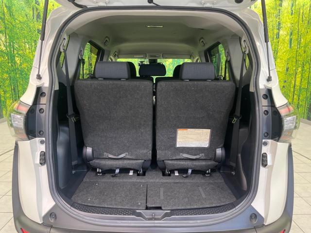 シエンタ ハイブリッドＧ　ハイブリッド　両側電動スライドドア　純正ナビ　バックカメラ　衝突軽減装置　禁煙車　シートヒーター　ドラレコ　レーンキープ　スマートキー　ＬＥＤヘッド　ＥＴＣ　オートマチックハイビーム（11枚目）