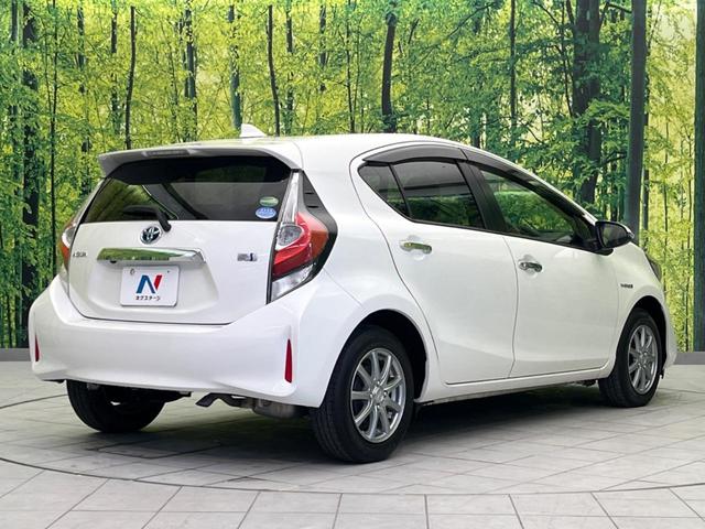 アクア Ｓスタイルブラック　純正ナビ　バックカメラ　衝突軽減装置　禁煙車　シートヒーター　ドラレコ　レーンキープ　スマートキー　ＬＥＤヘッド　ＥＴＣ　オートマチックハイビーム　車線逸脱警報　オートライト　オートエアコン（17枚目）