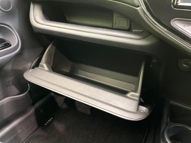 アクア Ｓスタイルブラック　純正ナビ　バックカメラ　衝突軽減装置　禁煙車　シートヒーター　ドラレコ　レーンキープ　スマートキー　ＬＥＤヘッド　ＥＴＣ　オートマチックハイビーム　車線逸脱警報　オートライト　オートエアコン（49枚目）