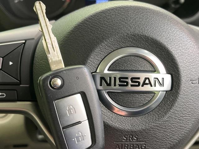 ルークス Ｓ　ＳＤナビ　衝突軽減装置　禁煙車　コーナーセンサー　スマートキー　オートライト　Ｂｌｕｅｔｏｏｔｈ接続　ＣＤ再生　ステアリングスイッチ　アイドリングストップ　電子格納ミラー（5枚目）