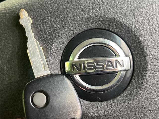 �y�L�[���X�z�������ꂽ�ꏊ����ł��{�^����Ńh�A�̊J���E�{�����ł���̂łƂ��Ă��֗��I�h�A�̌�������ɏ������邱�Ƃ�����܂����