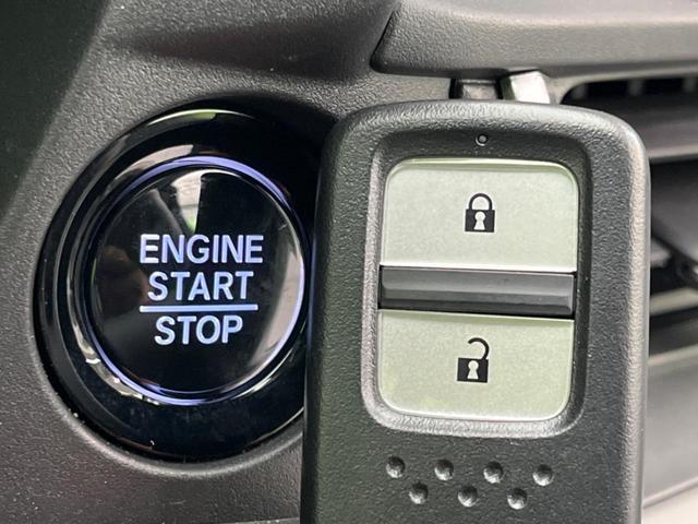 ＷＲ－Ｖ Ｘ　衝突軽減装置　レーダークルーズ　ＬＥＤヘッドライト　禁煙車　クリアランスソナー　オートマチックハイビーム　オートライト　電動格納ミラー　オートエアコン　横滑り防止（5枚目）