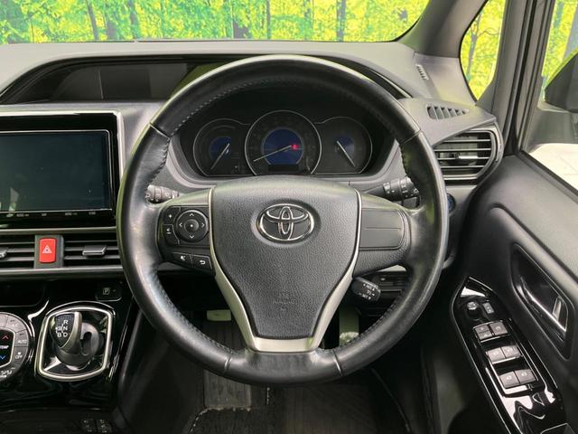 ノア ハイブリッドＳｉ　ダブルバイビーＩＩ　後席モニタ　両側電動スライドドア　衝突軽減装置　純正９インチナビ　バックカメラ　ＥＴＣ　Ｂｌｕｅｔｏｏｔｈ　フルセグ　ハーフレザーシート　ＬＥＤヘッドライト　ＬＥＤフロントフォグ　クリアランスソナー（11枚目）