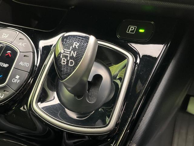 ノア ハイブリッドＳｉ　ダブルバイビーＩＩ　後席モニタ　両側電動スライドドア　衝突軽減装置　純正９インチナビ　バックカメラ　ＥＴＣ　Ｂｌｕｅｔｏｏｔｈ　フルセグ　ハーフレザーシート　ＬＥＤヘッドライト　ＬＥＤフロントフォグ　クリアランスソナー（47枚目）