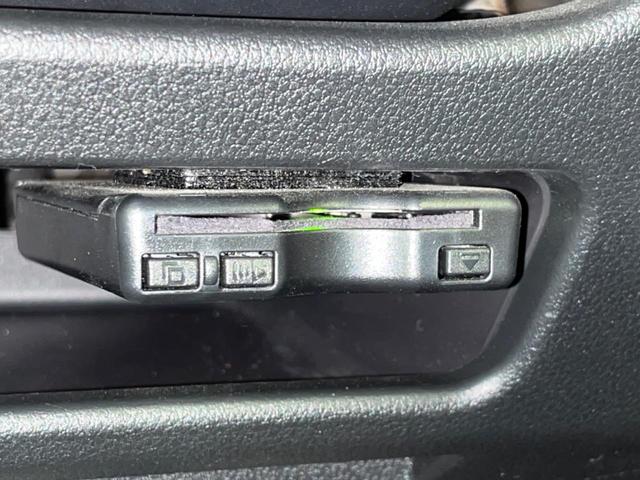 ムーヴキャンバス ストライプスＧターボ　両側電動スライドドア　衝突軽減装置　禁煙車　９インチディスプレイオーディオ　バックカメラ　レーダークルーズコントロール　ＥＴＣ　Ｂｌｕｅｔｏｏｔｈ　フルセグ　スマートキー　シートヒーター（50枚目）