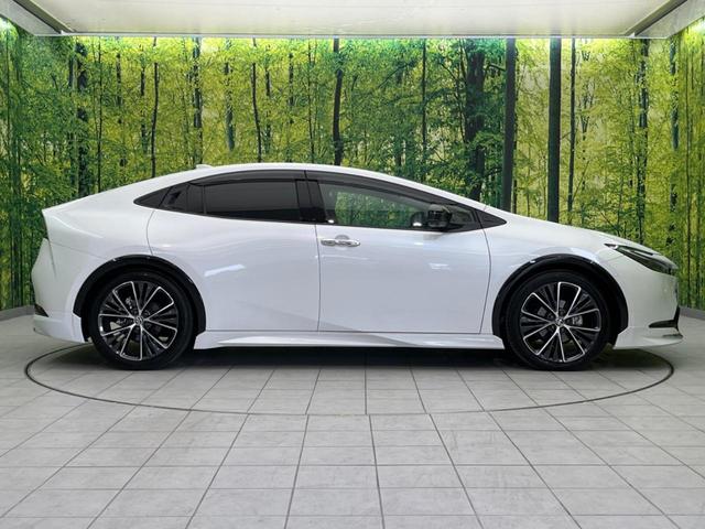 プリウス Ｚ　モデリスタエアロ　衝突軽減装置　禁煙車　純正１２．３インチディスプレイオーディオ　全周囲カメラ　レーダークルーズコントロール　ＥＴＣ２．０　Ｂｌｕｅｔｏｏｔｈ　フルセグ　ドラレコ　シートヒーター（29枚目）