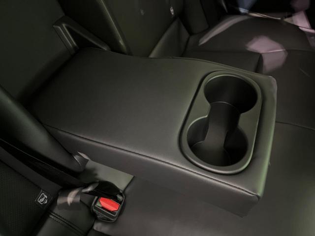 プリウス Ｚ　モデリスタエアロ　衝突軽減装置　禁煙車　純正１２．３インチディスプレイオーディオ　全周囲カメラ　レーダークルーズコントロール　ＥＴＣ２．０　Ｂｌｕｅｔｏｏｔｈ　フルセグ　ドラレコ　シートヒーター（44枚目）