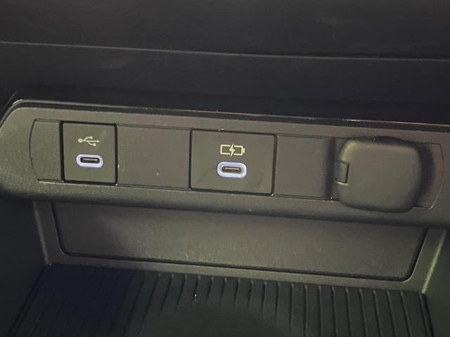 プリウス Ｚ　モデリスタエアロ　衝突軽減装置　禁煙車　純正１２．３インチディスプレイオーディオ　全周囲カメラ　レーダークルーズコントロール　ＥＴＣ２．０　Ｂｌｕｅｔｏｏｔｈ　フルセグ　ドラレコ　シートヒーター（62枚目）