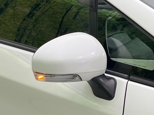 プリウス Ｓツーリングセレクション・Ｇ’ｓ　禁煙車　ＳＤナビ　バックカメラ　ＥＴＣ　Ｂｌｕｅｔｏｏｔｈ　フルセグ　スマートキー　ＨＩＤヘッドライト　クルーズコントロール　オートライト　オートエアコン　革巻きステアリング　ステアリングスイッチ（24枚目）