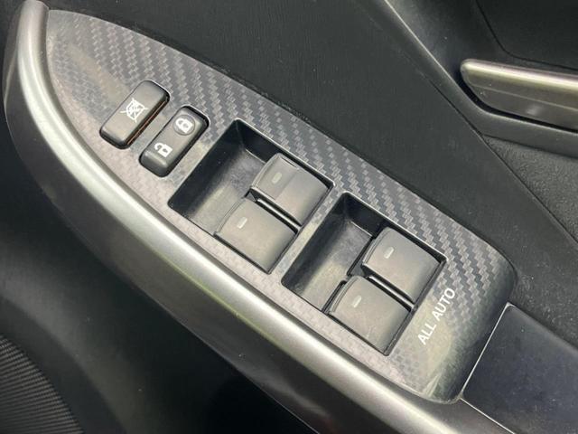 プリウス Ｓツーリングセレクション・Ｇ’ｓ　禁煙車　ＳＤナビ　バックカメラ　ＥＴＣ　Ｂｌｕｅｔｏｏｔｈ　フルセグ　スマートキー　ＨＩＤヘッドライト　クルーズコントロール　オートライト　オートエアコン　革巻きステアリング　ステアリングスイッチ（40枚目）
