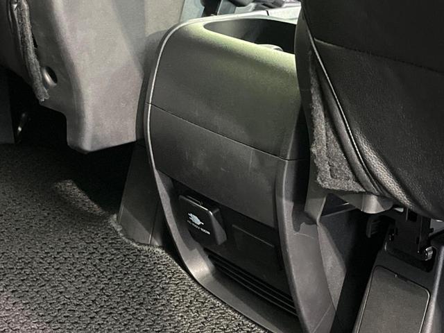 デリカＤ：５ Ｐ　４ＷＤ　ディーゼル　両側電動スライドドア　純正１０．１インチナビ　バックカメラ　衝突警報装置　レーダークルーズコントロール　禁煙車　パワーバックドア　ドライブレコーダー　コーナーセンサー（44枚目）