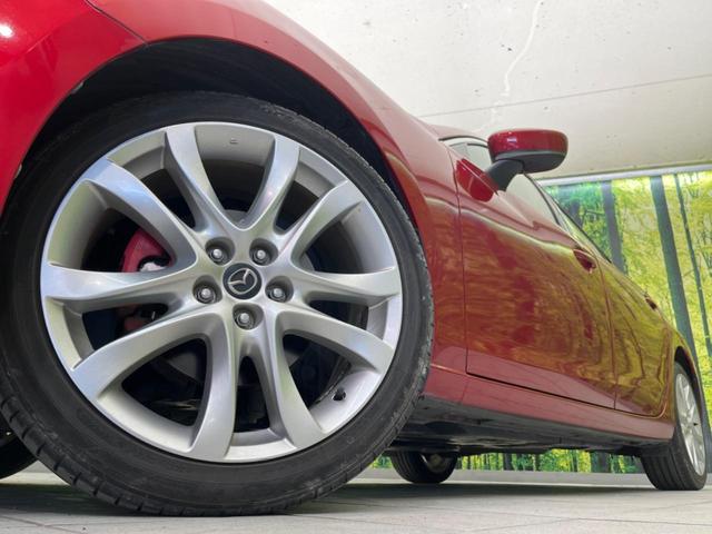 �y�����P�X�C���`�A���~�z�C�[���z�O�ςɃ}�b�`���������A���~�z�C�[���𑕒����Ă���܂��B�e��ЊO�A���~�z�C�[����A�X�^�b�h���X�^�C�����戵�����Ă���܂��B���񂲑��k����������