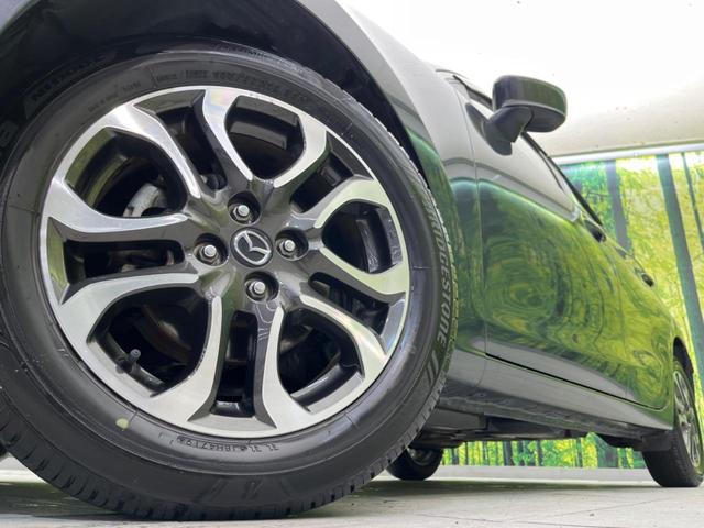 �y�����P�U�C���`�A���~�z�C�[���z�O�ςɃ}�b�`���������A���~�z�C�[���𑕒����Ă���܂��B�e��ЊO�A���~�z�C�[����A�X�^�b�h���X�^�C�����戵�����Ă���܂��B���񂲑��k����������