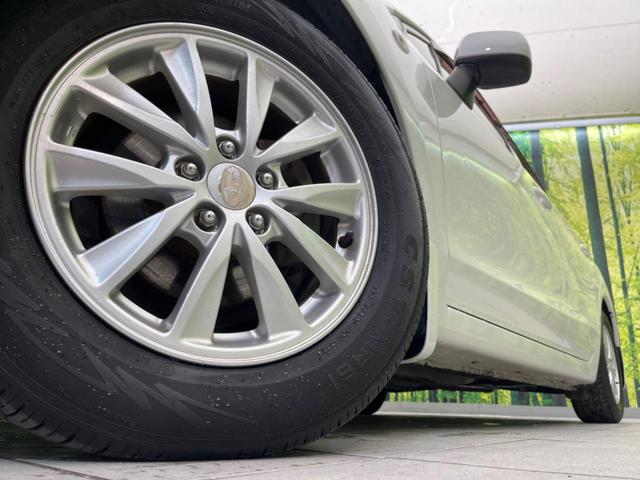 �y�����P�T�C���`�A���~�z�C�[���z�O�ςɃ}�b�`���������A���~�z�C�[���𑕒����Ă���܂��B�e��ЊO�A���~�z�C�[����A�X�^�b�h���X�^�C�����戵�����Ă���܂��B���񂲑��k����������