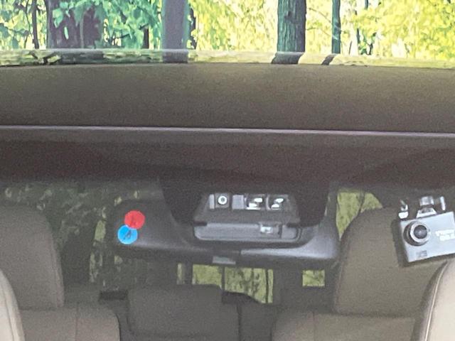 �y�g���^�Z�[�t�e�B�Z���X�z���s���ɑO���̎ԗ�����F�����A�Փ˂������Ȏ��͌x��ƃu���[�L�ŏՓˉ���Ɣ�Q�y�����A�V�X�g�B�����S�Ƀh���C�u�����y���݂��������܂��B