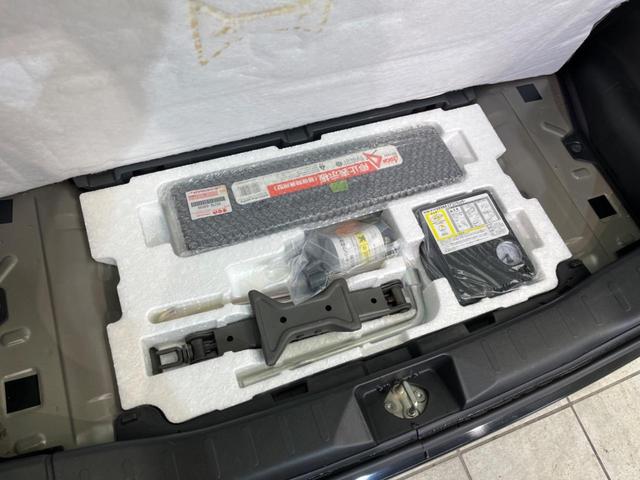 スペーシア Ｇリミテッド　電動スライドドア　ＳＤナビ　衝突被害軽減システム　禁煙車　シートヒーター　スマートキー　ビルトインＥＴＣ　車線逸脱警報　オートエアコン　Ｂｌｕｅｔｏｏｔｈ　ＣＤ　地デジ（35枚目）