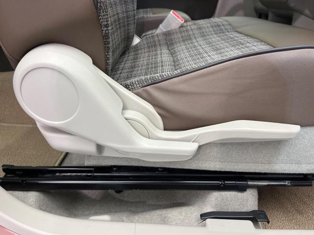 アルトラパンＬＣ Ｘ　衝突軽減装置　禁煙車　ハーフレザーシート　シートヒーター　コーナーセンサー　レーンキープ　スマートキー　ＬＥＤヘッド　ＥＴＣ　オートマチックハイビーム　車線逸脱警報　オートエアコン（39枚目）