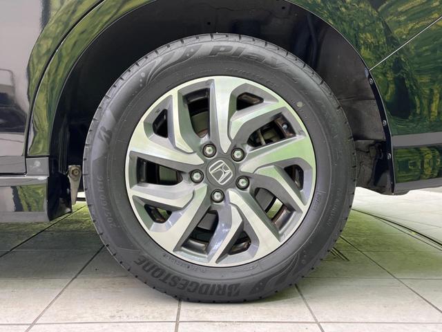 ステップワゴンスパーダ スパーダ　ホンダセンシング　後席モニター　両側電動スライドドア　衝突軽減装置　禁煙車　純正９インチナビ　アダプティブクルーズコントロール　ＥＴＣ　Ｂｌｕｅｔｏｏｔｈ　フルセグ　ドライブレコーダー　スマートキー　ＬＥＤヘッドライト（29枚目）