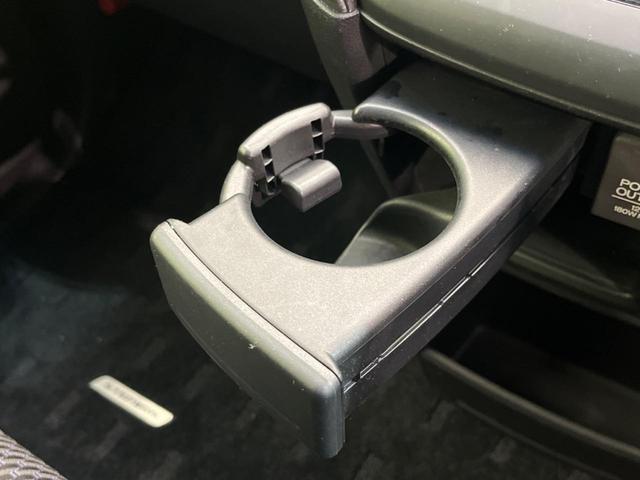 ステップワゴンスパーダ スパーダ　ホンダセンシング　後席モニター　両側電動スライドドア　衝突軽減装置　禁煙車　純正９インチナビ　アダプティブクルーズコントロール　ＥＴＣ　Ｂｌｕｅｔｏｏｔｈ　フルセグ　ドライブレコーダー　スマートキー　ＬＥＤヘッドライト（61枚目）