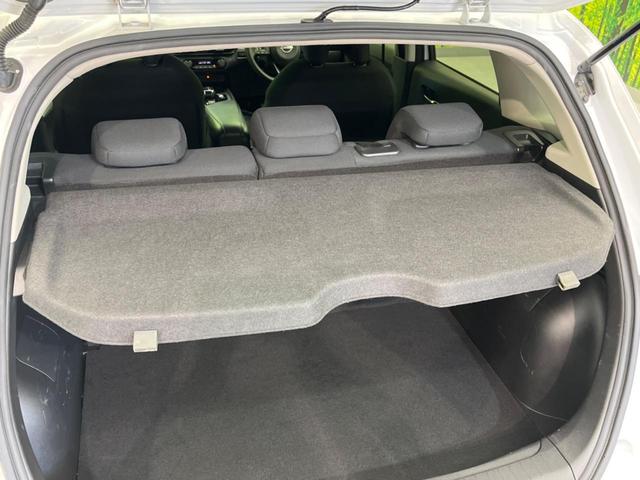 ノート Ｘ　プロパイロット　衝突軽減装置　禁煙車　純正９インチナビ　全周囲カメラ　ＥＴＣ　Ｂｌｕｅｔｏｏｔｈ　フルセグ　ドライブレコーダー　スマートキー　ＬＥＤヘッドライト　レーンアシスト　コーナーセンサー（29枚目）