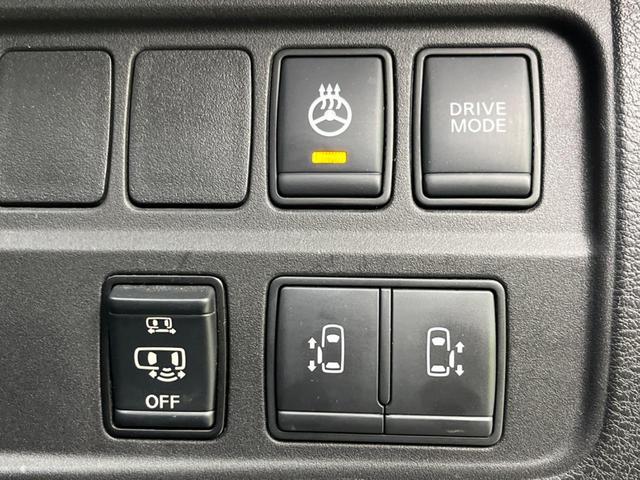 セレナ ｅ－パワー　ハイウェイスターＶ　両側電動スライドドア　純正９インチナビ　フリップダウンモニター　全周囲カメラ　衝突警報装置　レーダークルーズコントロール　禁煙車　シートヒーター　ドライブレコーダー　コーナーセンサ（3枚目）