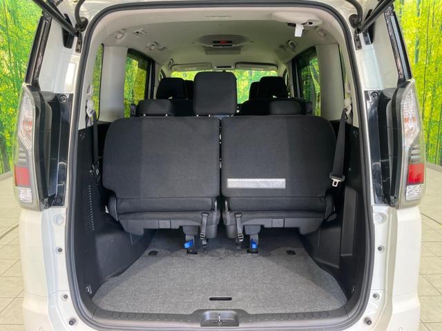 セレナ ｅ－パワー　ハイウェイスターＶ　両側電動スライドドア　純正９インチナビ　フリップダウンモニター　全周囲カメラ　衝突警報装置　レーダークルーズコントロール　禁煙車　シートヒーター　ドライブレコーダー　コーナーセンサ（33枚目）