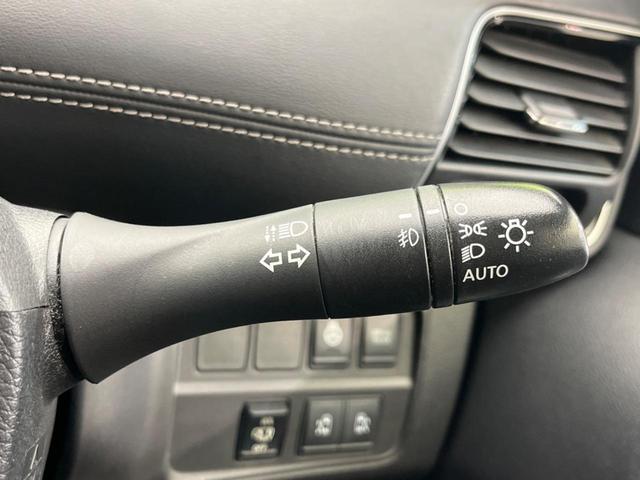 セレナ ｅ－パワー　ハイウェイスターＶ　両側電動スライドドア　純正９インチナビ　フリップダウンモニター　全周囲カメラ　衝突警報装置　レーダークルーズコントロール　禁煙車　シートヒーター　ドライブレコーダー　コーナーセンサ（55枚目）