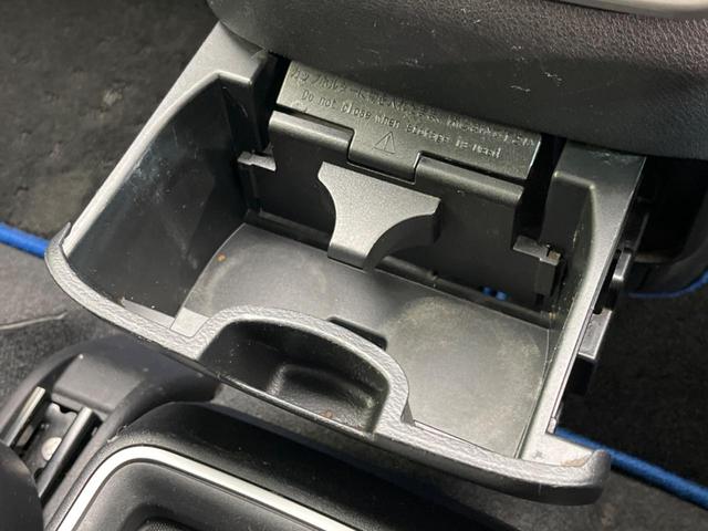 セレナ ｅ－パワー　ハイウェイスターＶ　両側電動スライドドア　純正９インチナビ　フリップダウンモニター　全周囲カメラ　衝突警報装置　レーダークルーズコントロール　禁煙車　シートヒーター　ドライブレコーダー　コーナーセンサ（62枚目）