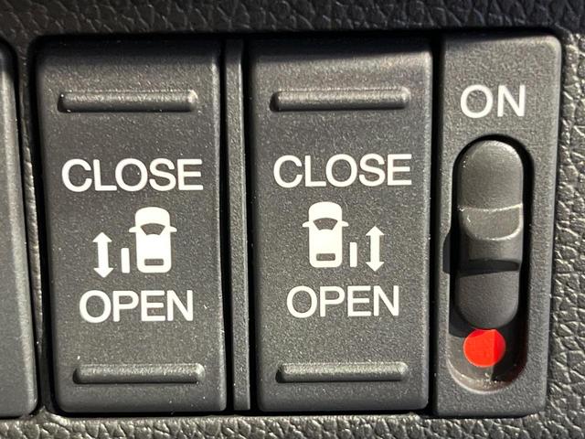 フリードハイブリッド ハイブリッド・ＥＸ　ホンダセンシング　メーカーナビ　フリップダウン　バックカメラ　両側電動ドア　アダプティブクルーズ　シートヒーター　ハーフレザーシート　ＬＥＤヘッド　純正１５アルミ　ドラレコ　ＥＴＣ　禁煙車（6枚目）