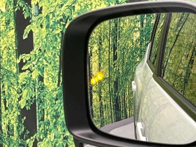 クロスビー ハイブリッドＭＸ　登録済未使用車　全周囲カメラ　衝突軽減　レーダークルーズ　コーナーセンサー　スマートキー　ＬＥＤヘッド　オートハイビーム　車線逸脱警報　オートライト　オートエアコン　Ｂｌｕｅｔｏｏｔｈ（8枚目）