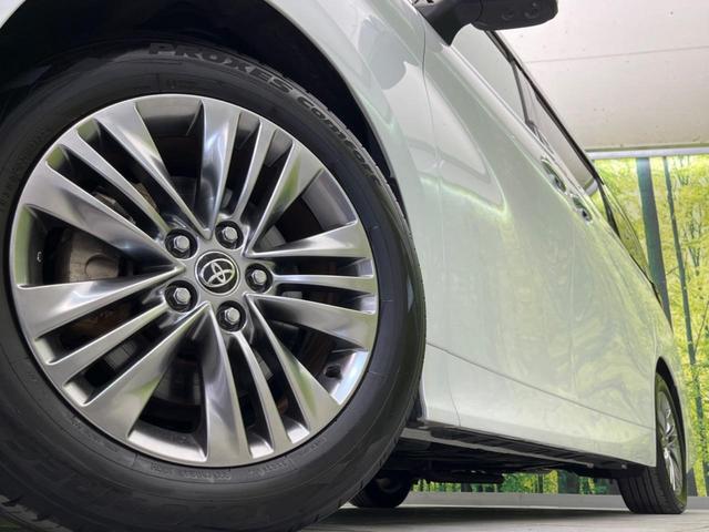 アルファードハイブリッド Ｚ　左右独立ムーンルーフ　両側電動スライドドア　純正１４インチディスプレイオーディオ　全周囲カメラ　衝突軽減装置　ＬＥＤヘッドライト　ＥＴＣ　Ｂｌｕｅｔｏｏｔｈ再生　フルセグ　ドライブレ（15枚目）