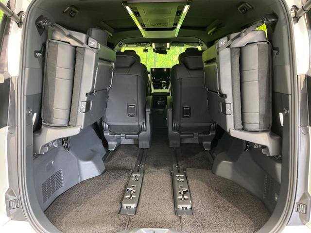 アルファードハイブリッド Ｚ　左右独立ムーンルーフ　両側電動スライドドア　純正１４インチディスプレイオーディオ　全周囲カメラ　衝突軽減装置　ＬＥＤヘッドライト　ＥＴＣ　Ｂｌｕｅｔｏｏｔｈ再生　フルセグ　ドライブレ（25枚目）