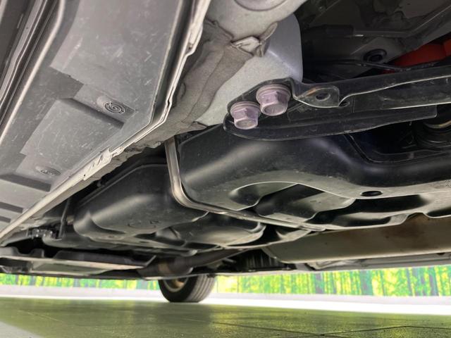 アルファードハイブリッド Ｚ　左右独立ムーンルーフ　両側電動スライドドア　純正１４インチディスプレイオーディオ　全周囲カメラ　衝突軽減装置　ＬＥＤヘッドライト　ＥＴＣ　Ｂｌｕｅｔｏｏｔｈ再生　フルセグ　ドライブレ（27枚目）