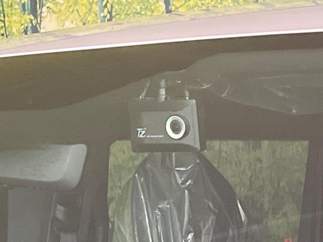 アルファードハイブリッド Ｚ　左右独立ムーンルーフ　両側電動スライドドア　純正１４インチディスプレイオーディオ　全周囲カメラ　衝突軽減装置　ＬＥＤヘッドライト　ＥＴＣ　Ｂｌｕｅｔｏｏｔｈ再生　フルセグ　ドライブレ（34枚目）