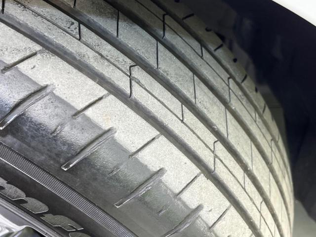 アルファードハイブリッド Ｚ　左右独立ムーンルーフ　両側電動スライドドア　純正１４インチディスプレイオーディオ　全周囲カメラ　衝突軽減装置　ＬＥＤヘッドライト　ＥＴＣ　Ｂｌｕｅｔｏｏｔｈ再生　フルセグ　ドライブレ（37枚目）