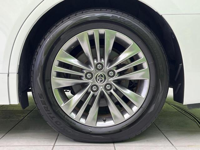 アルファードハイブリッド Ｚ　左右独立ムーンルーフ　両側電動スライドドア　純正１４インチディスプレイオーディオ　全周囲カメラ　衝突軽減装置　ＬＥＤヘッドライト　ＥＴＣ　Ｂｌｕｅｔｏｏｔｈ再生　フルセグ　ドライブレ（38枚目）